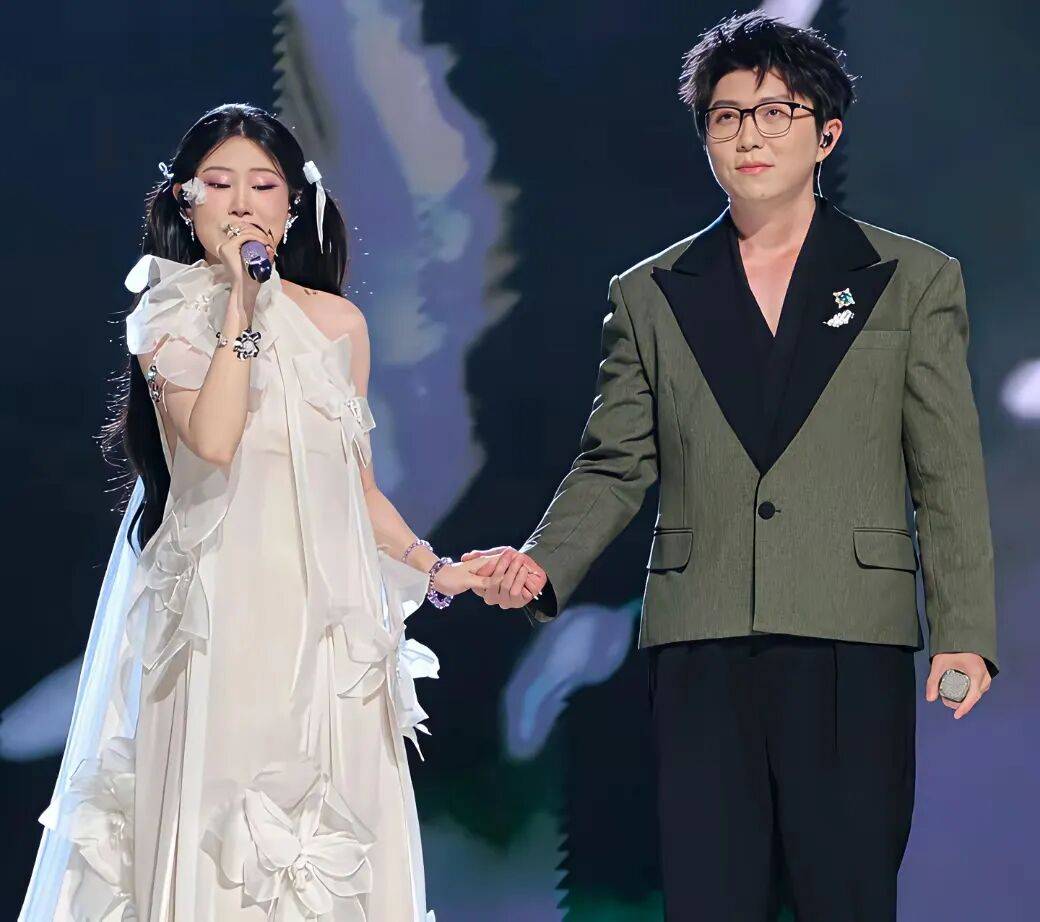 小沈阳坦言，无法接受20岁女儿沈佳润谈恋爱：光想象那个画面就已“两眼一黑”！